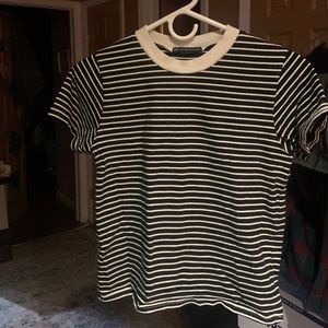 Brandy Melville Black and White Striped T-shirt